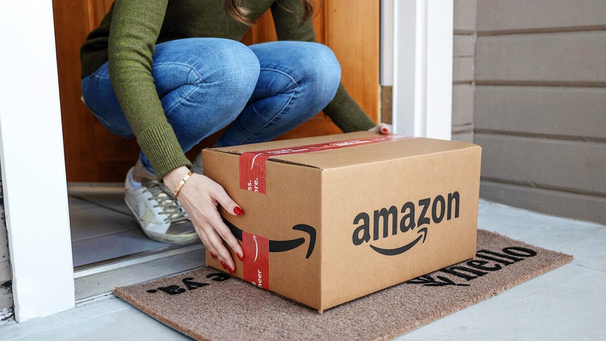 amazon-package-arriving-at-home